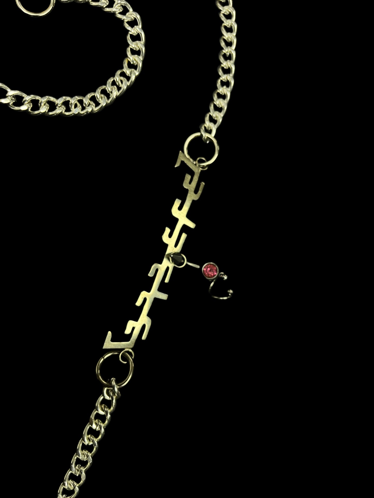 Belly_button_chain_logo.F7