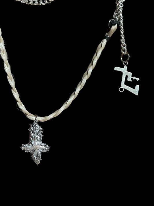 Extra_Brut_Cross_Choker.F7
