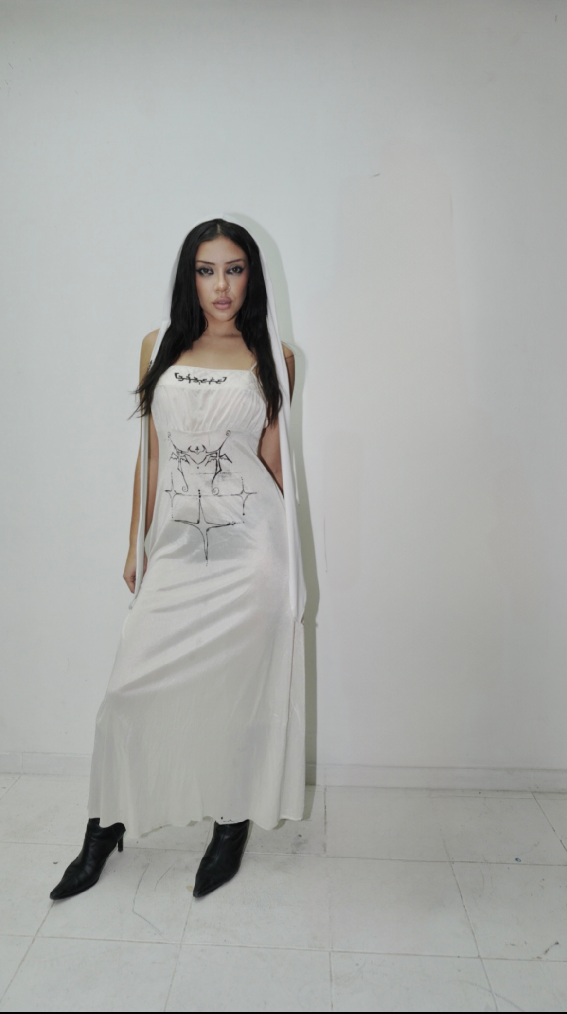 Holly_Slipdress.F7