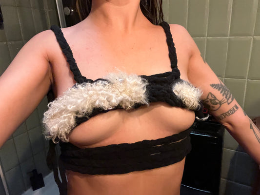 Furry_knitted_top.F7