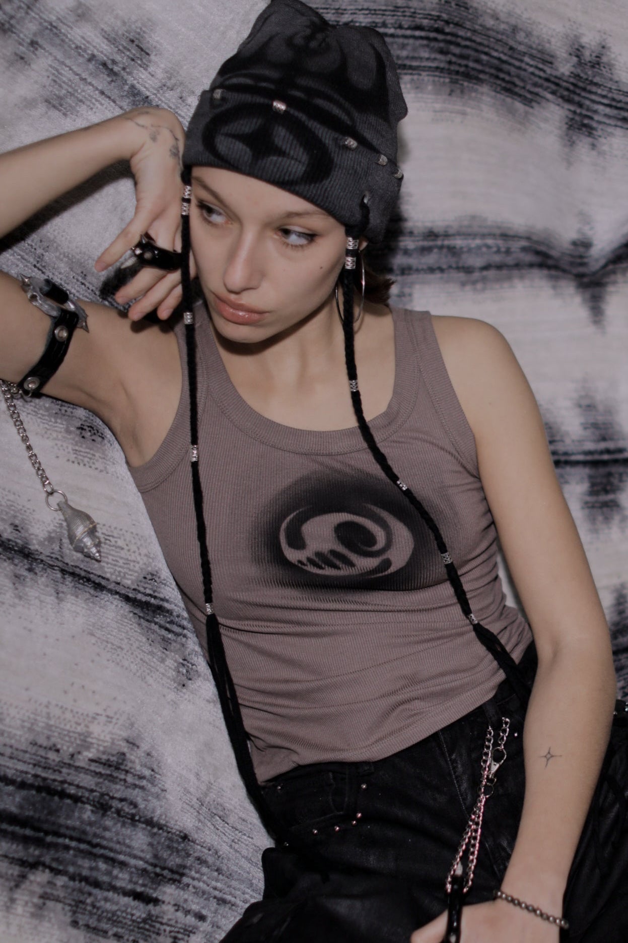 Warden_Tassel_Beanie.F7