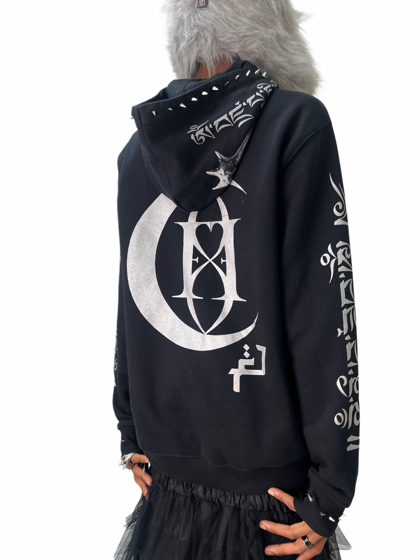 111_OMANI_Hoodie.F7 (edicion limitada con apps de acero)